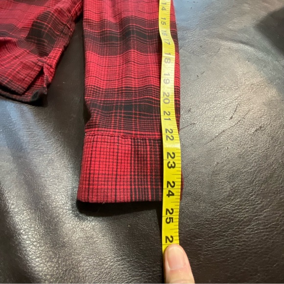 Lululemon Masons Peak Red Buffalo Check Flannel Shirt Size Med - Picture 11 of 11
